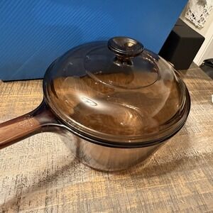 Vintage Corning Amber Vision Ware 2.5L Sauce Pot W/ Pyrex Lid Cookware USA